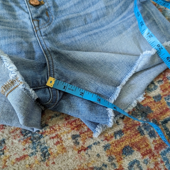 J.Crew High Rise Raw Hem High Rise Button Fly Light Denim Shorts Size 26 - Picture 10 of 10